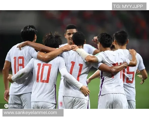 追逐梦想的绿茵之路：我如何努力成为一名足球明星