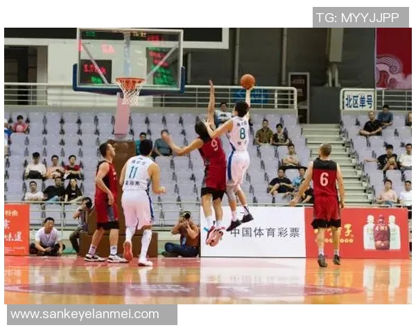 西安篮球队奋勇拼搏的辉煌历程与锦标赛的精彩瞬间回顾